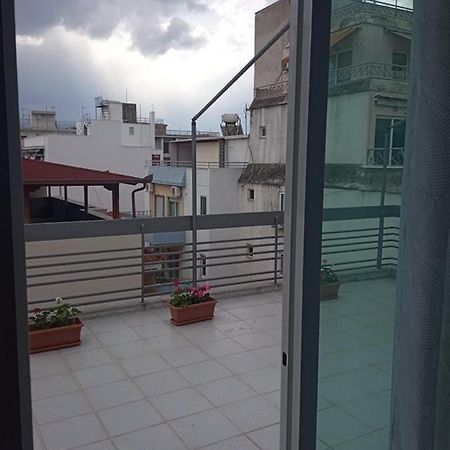 Lemon - Happyhostgr - Downtown Apartment Volos Eksteriør bilde